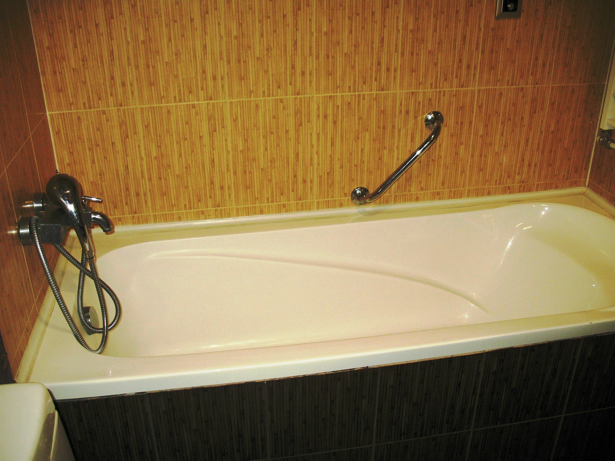 Alexander Hotel Banya  Luaran gambar