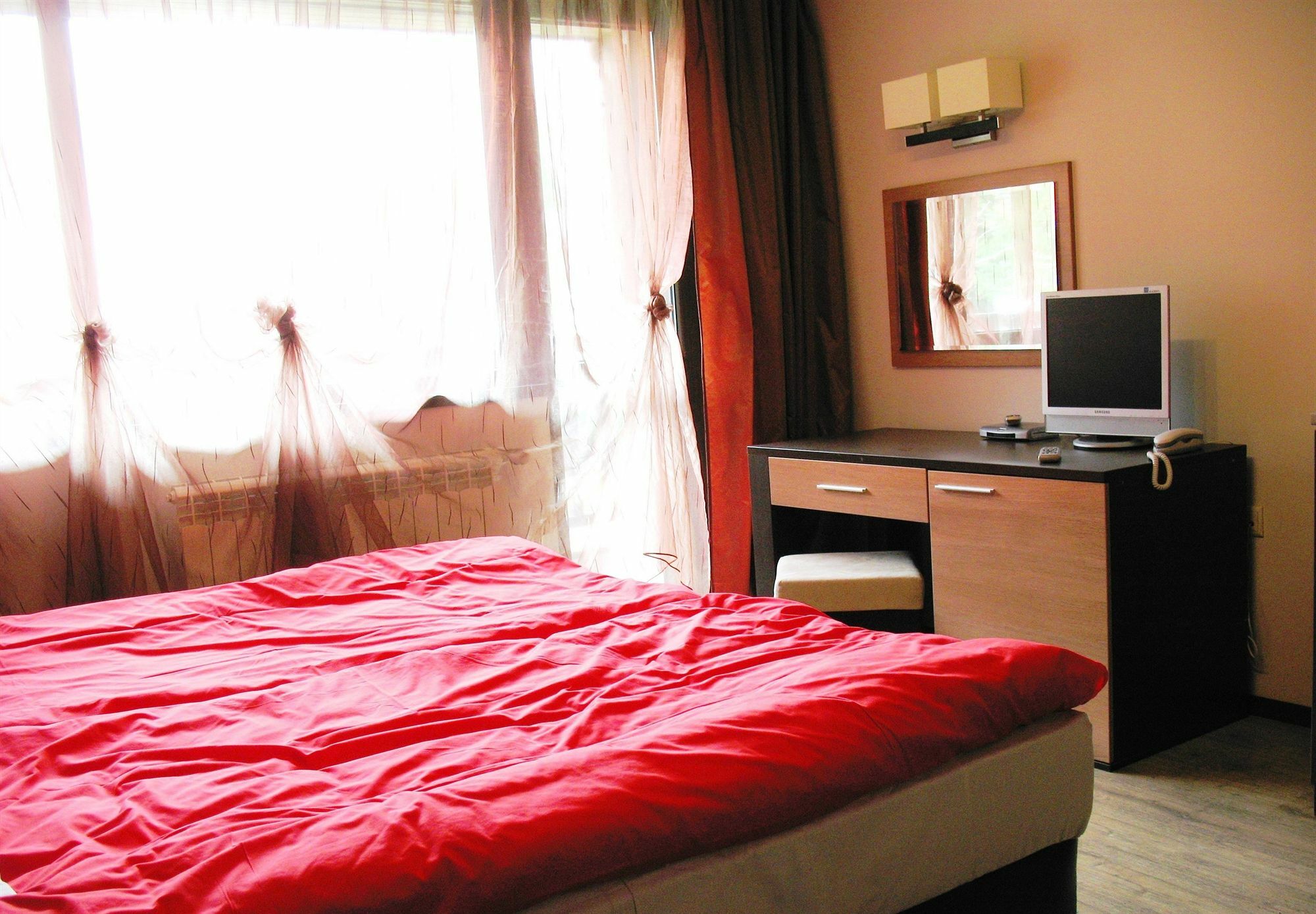 Alexander Hotel Banya  Luaran gambar